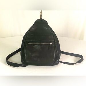 NWOT-Nine West-ladies leather backpack/shoulder bag